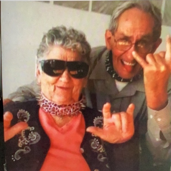 Adorable Pig Farm Apron OSFM - Picture 15 of 16